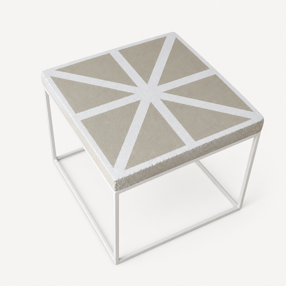 Kinnies — Bijzettafel | Starburst met wit metalen onderstel
